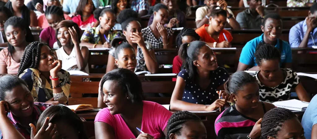 Concours de blogs : Comment la jeunesse africaine peut-elle s’exprimer contre la corruption ?